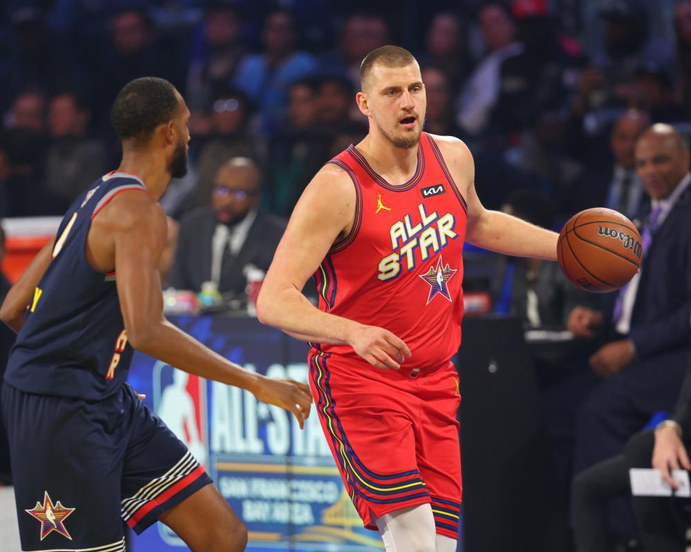 切入篮下 切入篮下