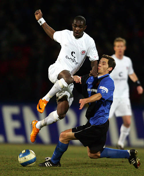 负责承办高 负责承办高